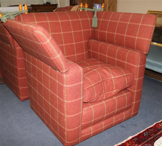 A pair of Knole easy chairs covered in plaid fabric, H.120cm